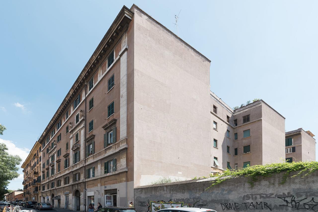 רומא Colosseum Roomy Apartment מראה חיצוני תמונה